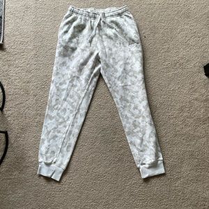 Nike Men’s Camo Sweatpants